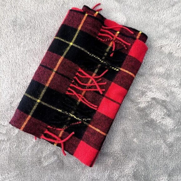 Highland Tweeds 100% Lambswool Red Black Plaid Scarf - Picture 2 of 3